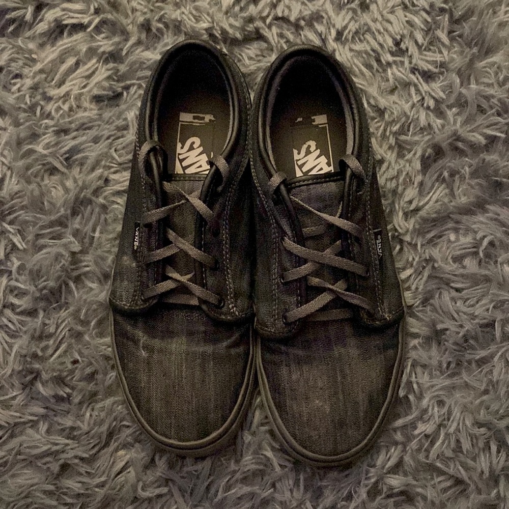 Vans, lace up
